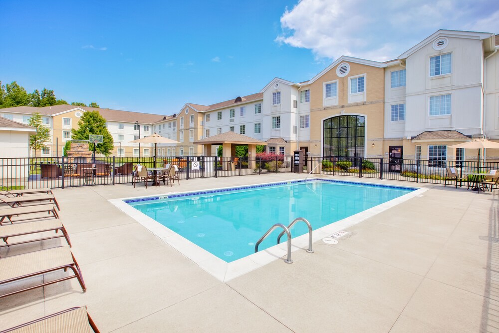 Staybridge Suites Cleveland Mayfield Heights Beachwood by IHG - photo 30