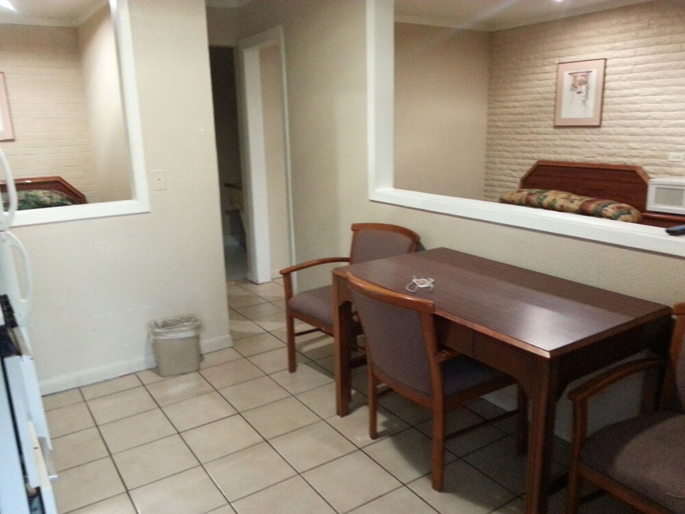 King&Apos;S Inn Motel - photo 14