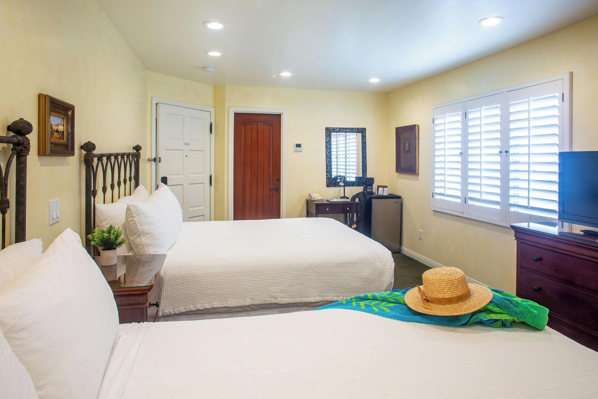 Castillo Inn at the Beach - photo 7