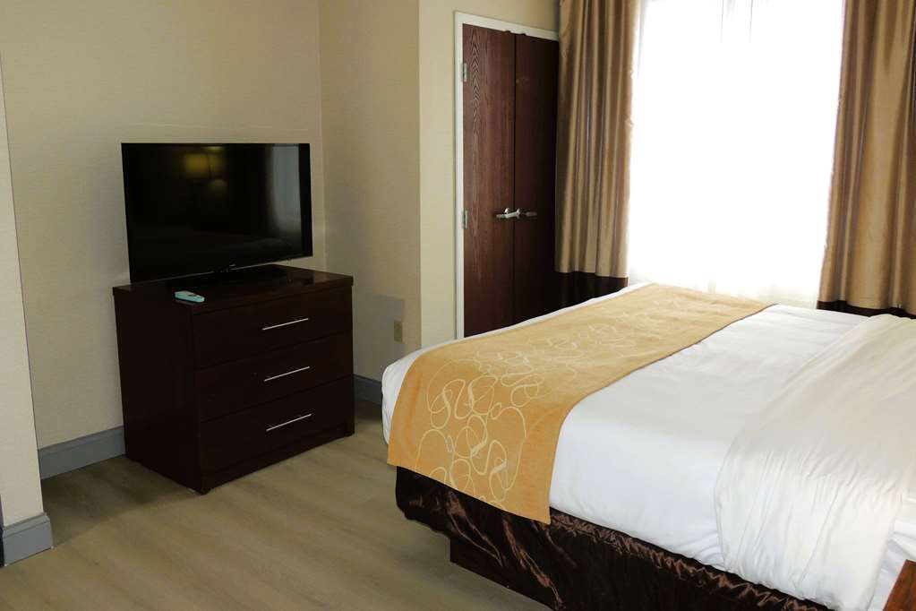 Comfort Suites Twinsburg - photo 16