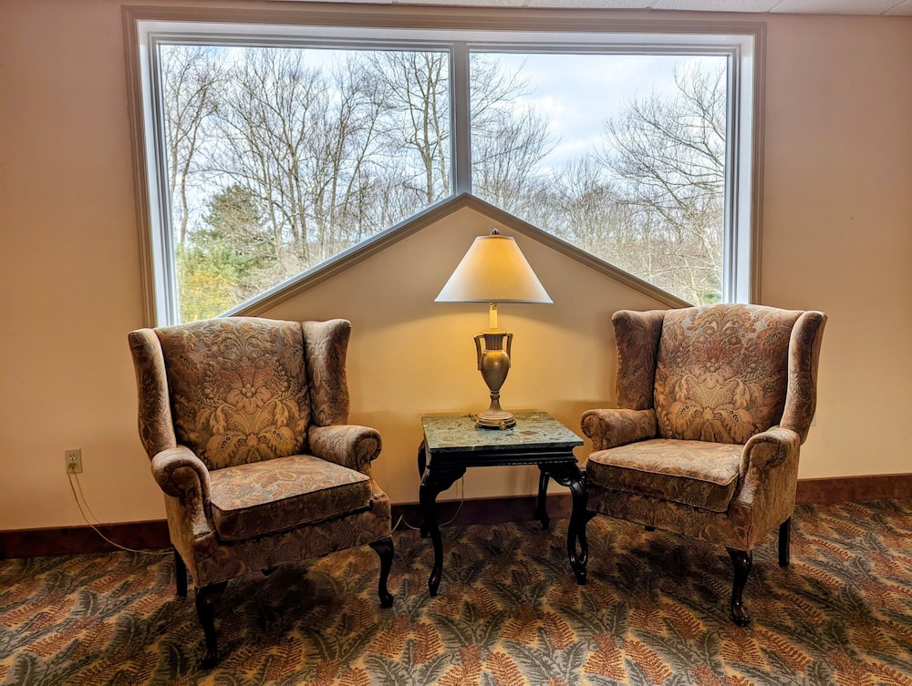 The Willowbrook Golf Hotel At Split Rock - photo 7