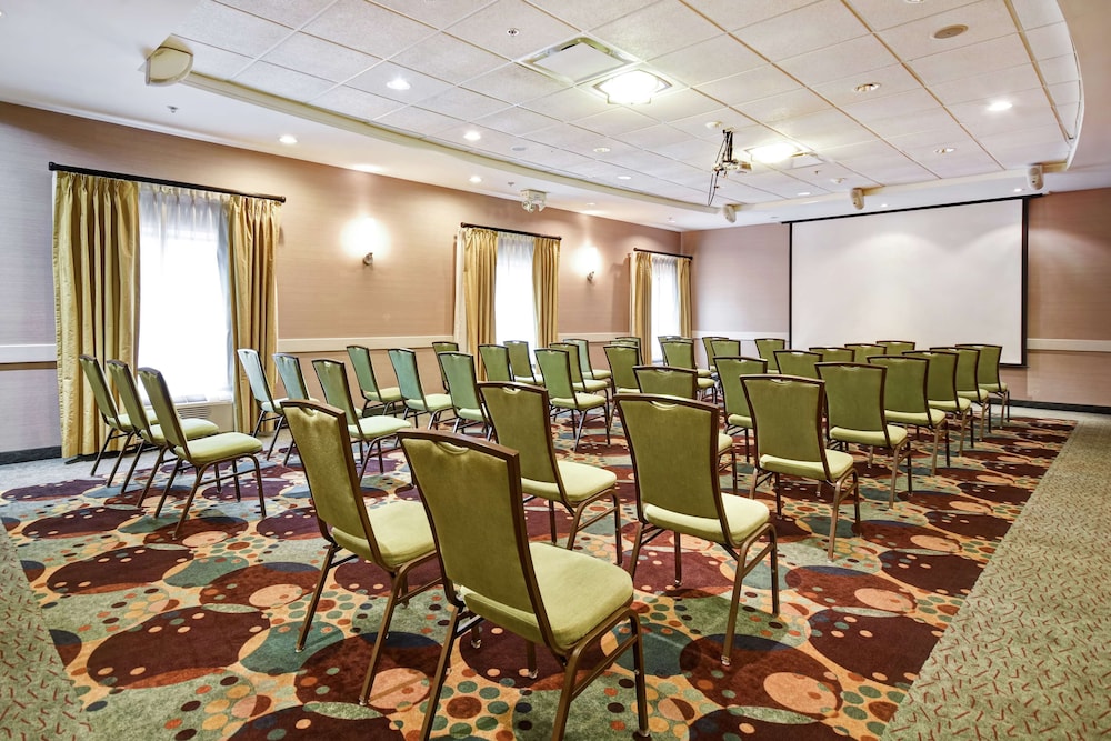 Hampton Inn & Suites Detroit Canton - photo 81