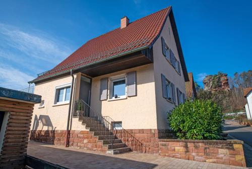 Zum Henner - carbon neutral hotel in Erfweiler