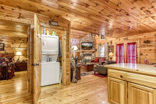 Magical Moments Hot Tub WIFI 560 in FREE Attractions tickets each paid day - photo 7