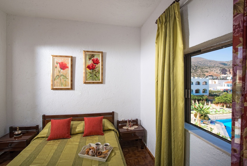 Malia Holidays Hotel — Malia — photo 3