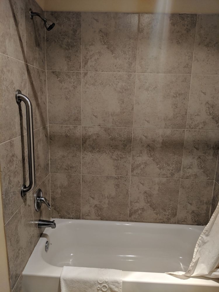 Executive Inn Woodward - photo 2