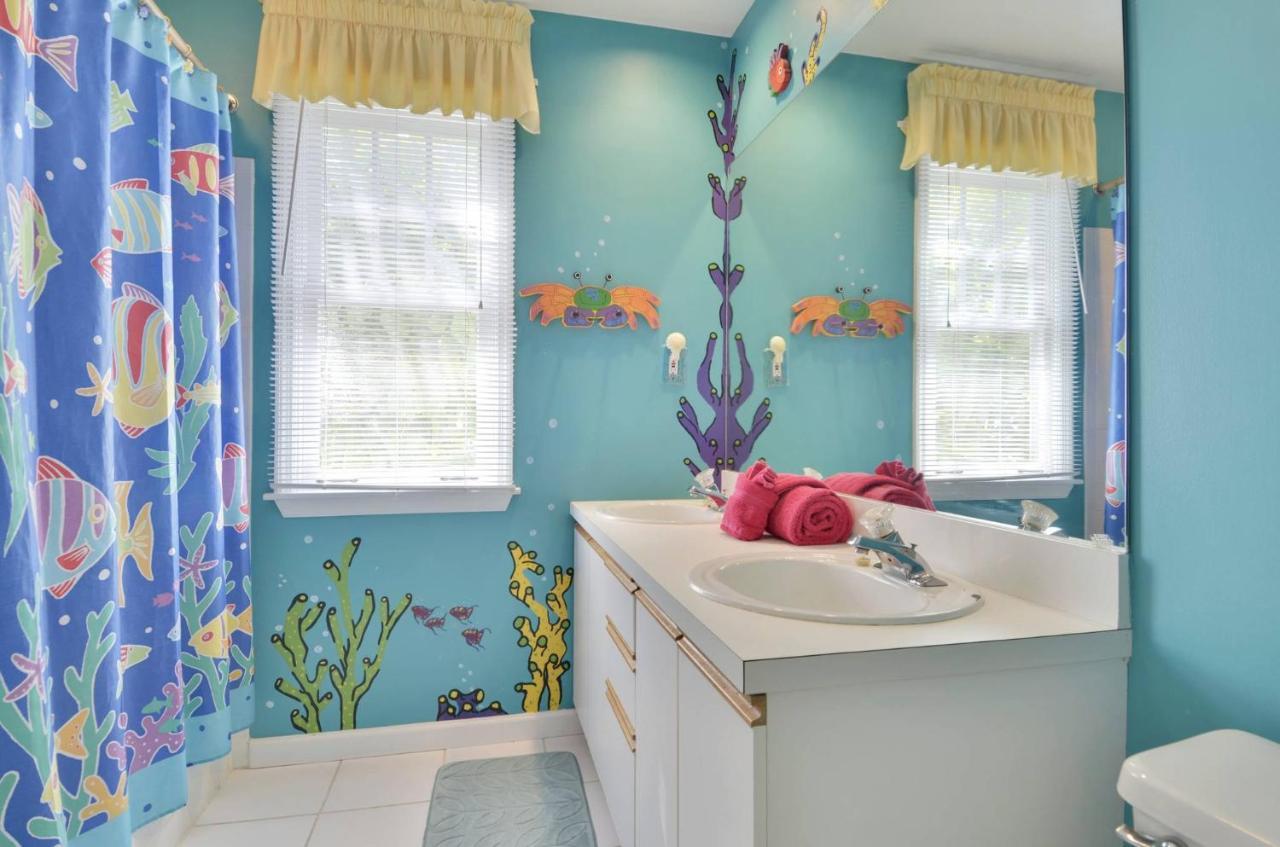 Linger Longer by Avantstay Key West Walkable Gated Community Shared Pool Week Long Stays Only - photo 13
