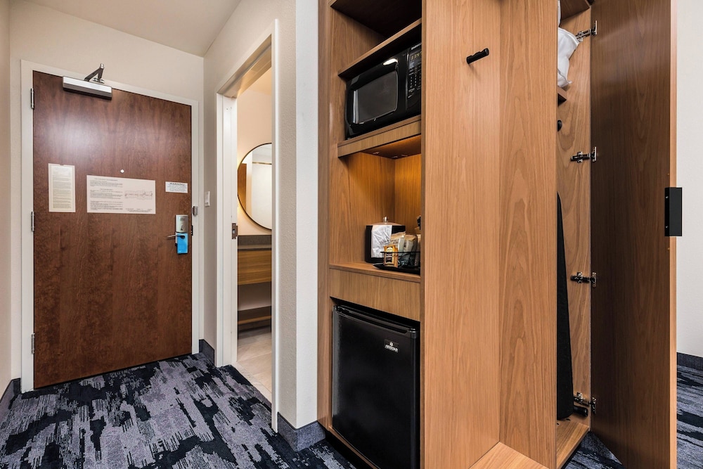 Fairfield Inn & Suites by Marriott Crestview - photo 13