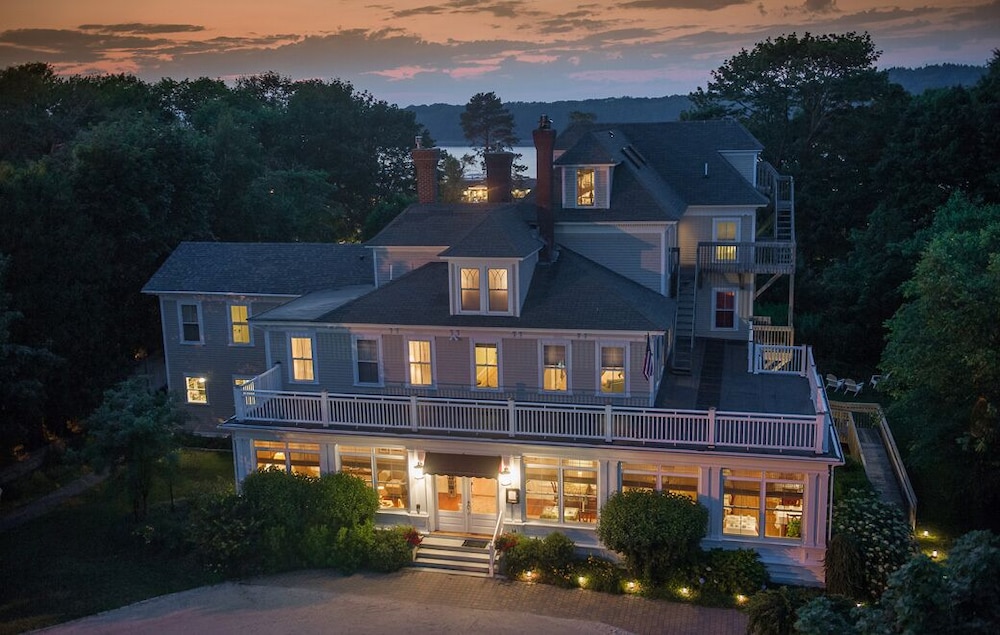 Bass Cottage And Ullikana 18115387 — Bar Harbor