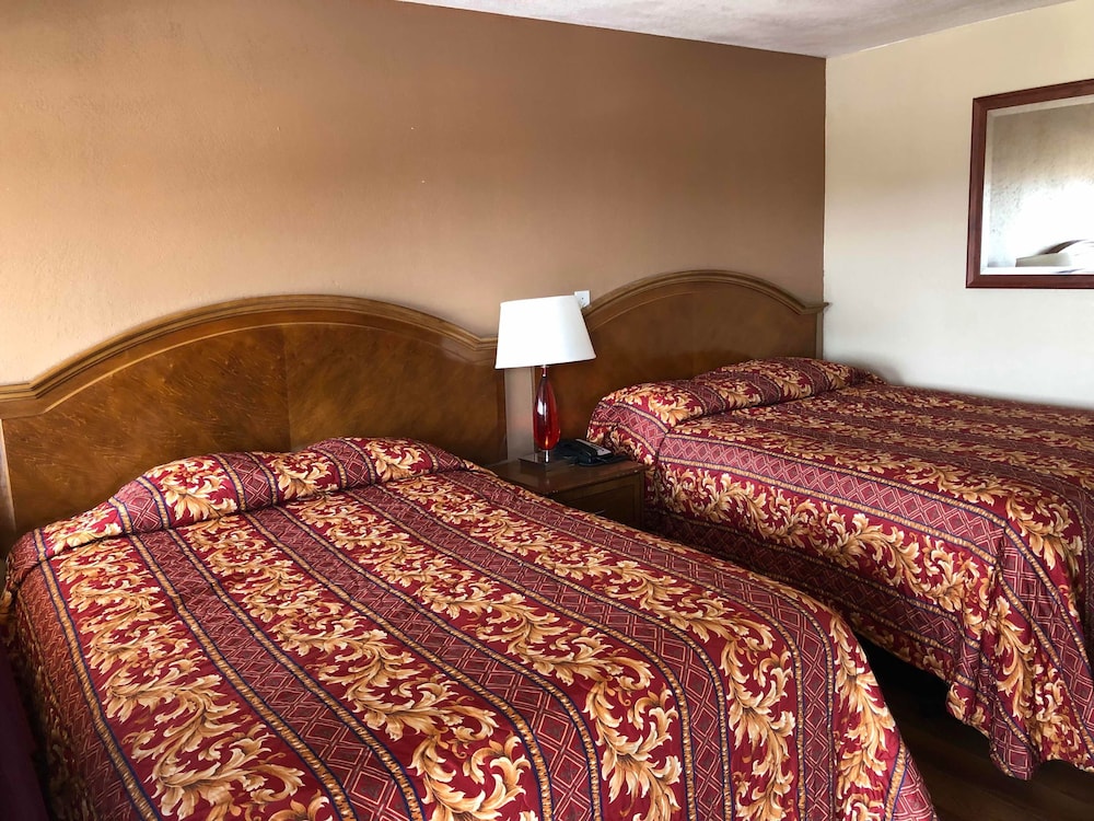 Buckboard Motel - photo 11