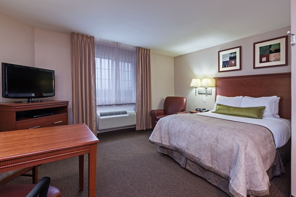 Candlewood Suites Hotel Texas City an IHG Hotel - photo 3