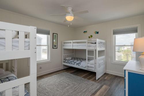 Dunes by Oak Island Accommodations - photo 23