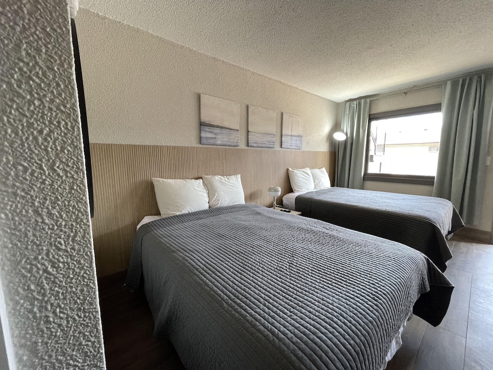 Stone Creek Inn - photo 4