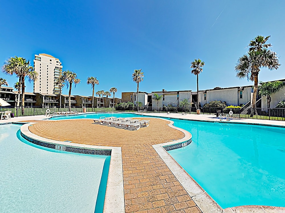 Sunchase Iv Resort - photo 24