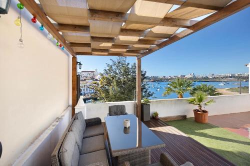 Casa Vista Rio — 4-Star Luxury Hotel in Ferragudo, Portugal