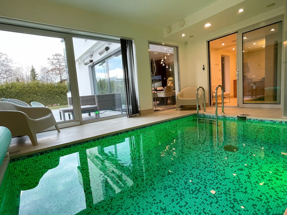 Magnolia House Indoor Pool and Sauna — 4-Star Luxury Hotel in Tallinn, Estonia
