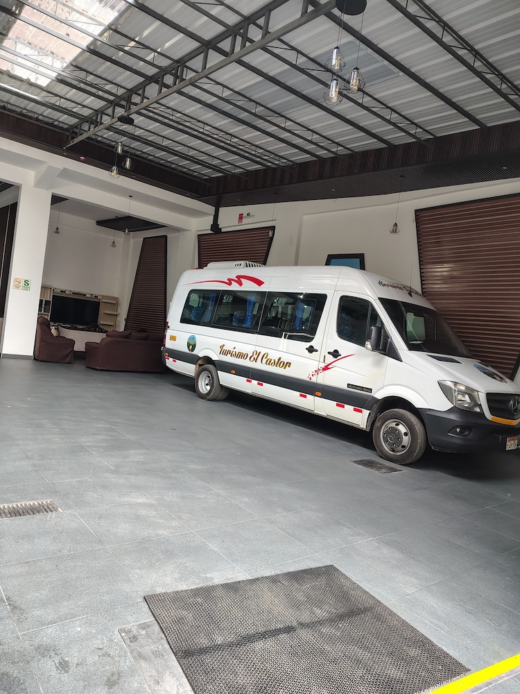 Hotel El Castor in Tarica, Peru
