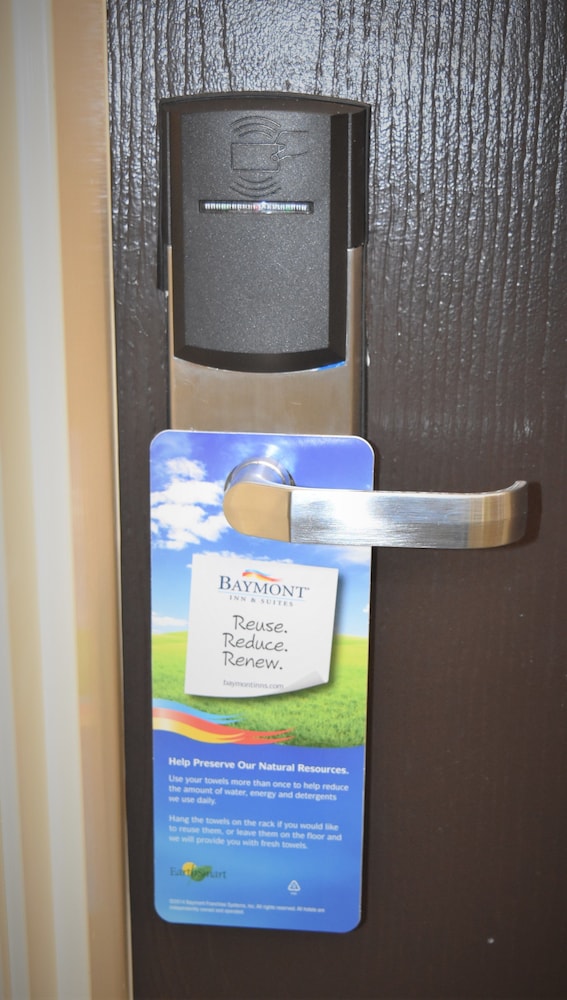 Baymont by Wyndham Dallas Love Field - photo 8
