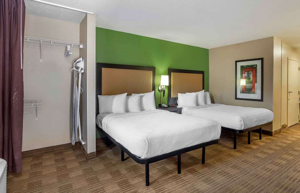 Extended Stay America Suites Fresno North - photo 28