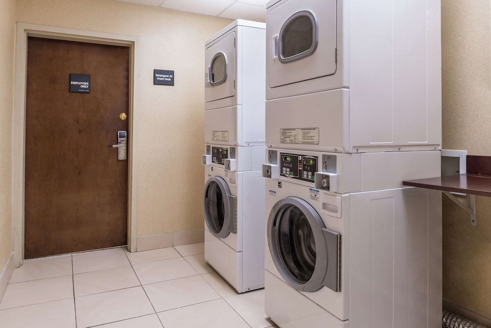 Hampton Inn Columbia Northeast Fort Jackson Area - photo 40