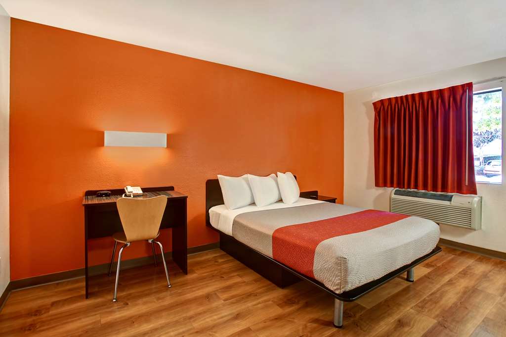 Motel 6 Sunnyvale CA North - photo 14