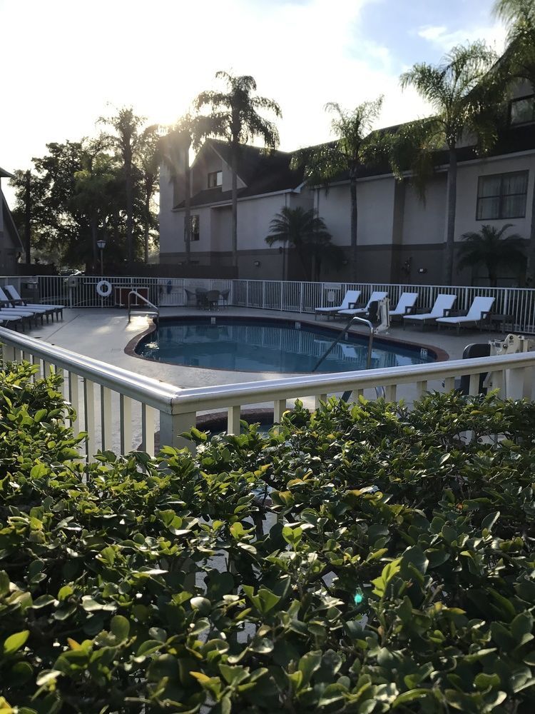 Doral Inn & Suites Miami Airport West - photo 36