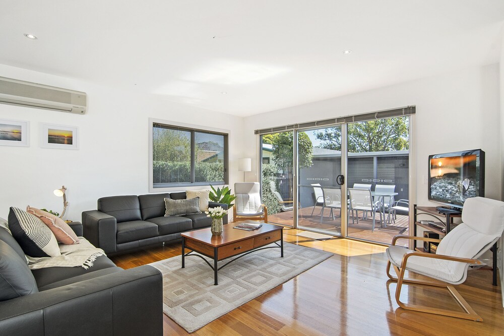 Coastal Retreat Inverloch Linen included free Wifi