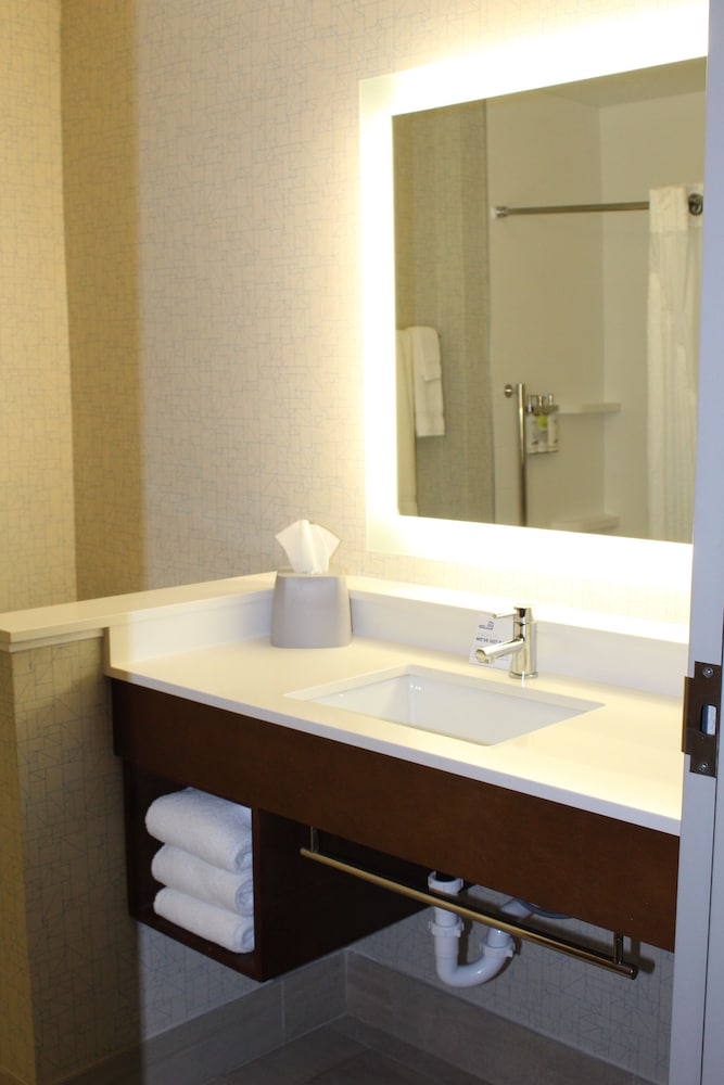 Holiday Inn Express and Suites Gettysburg by IHG - photo 38