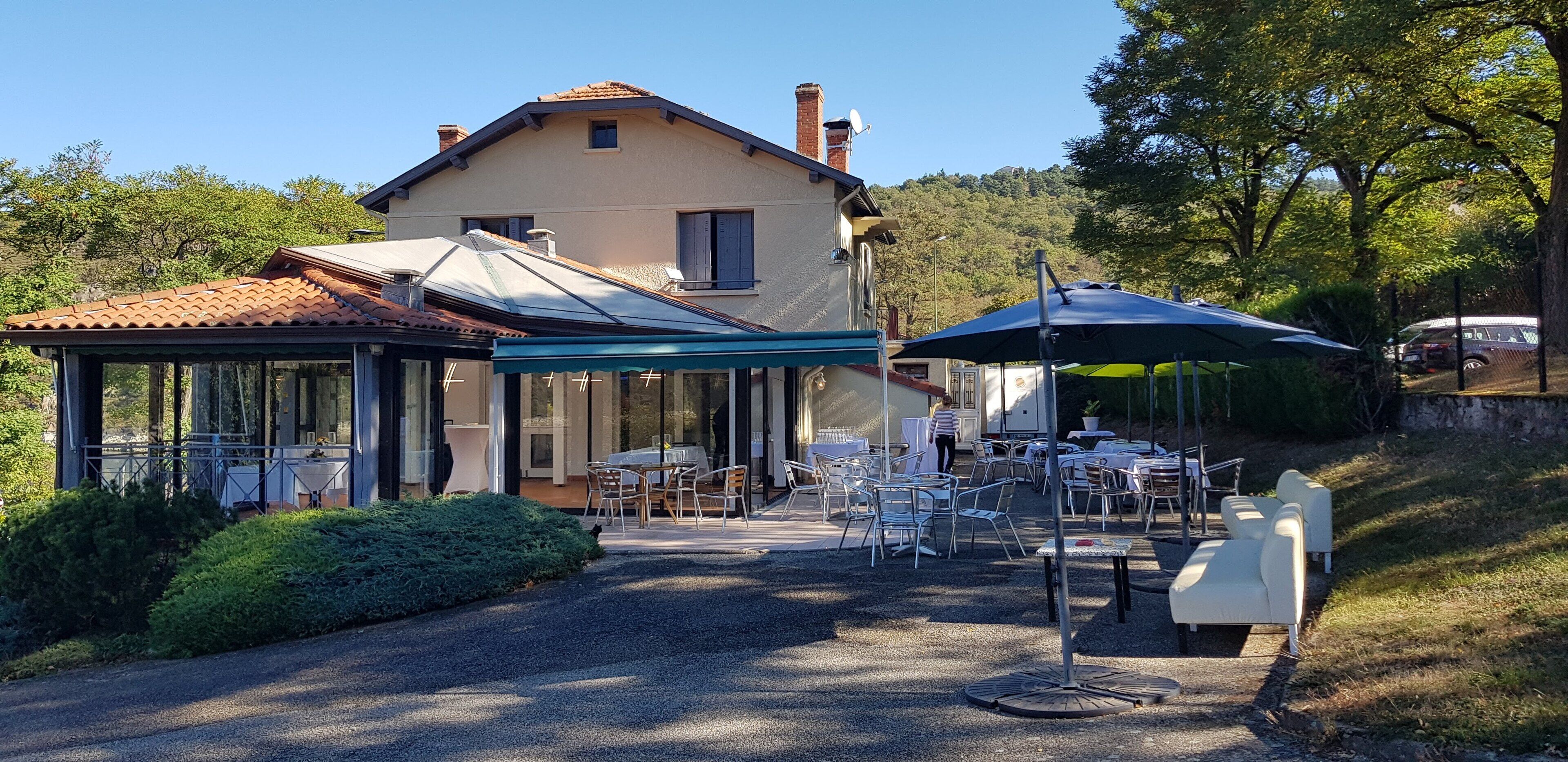 Le Pavillon Du Lac — Saint Etienne