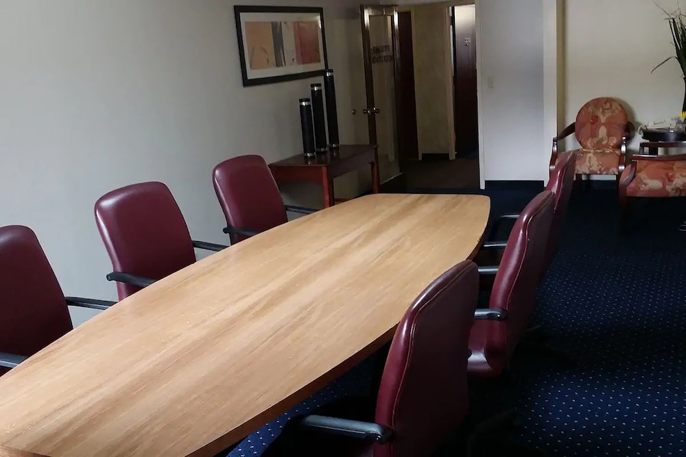 Blue Way Inn La crosse Extended Stay - photo 22