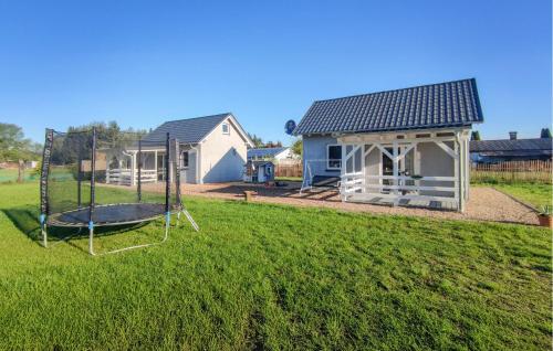 2 Bedroom Cozy Home In Kolsko — 4-Star Luxury Hotel in Kolsko, Poland