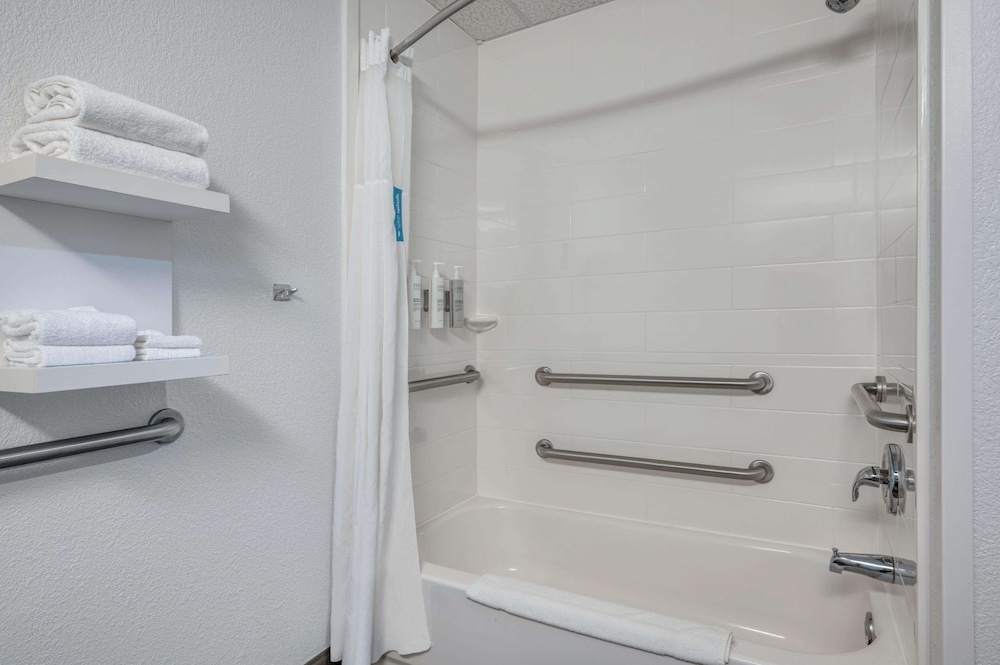 Hampton Inn Washington Court House - photo 25