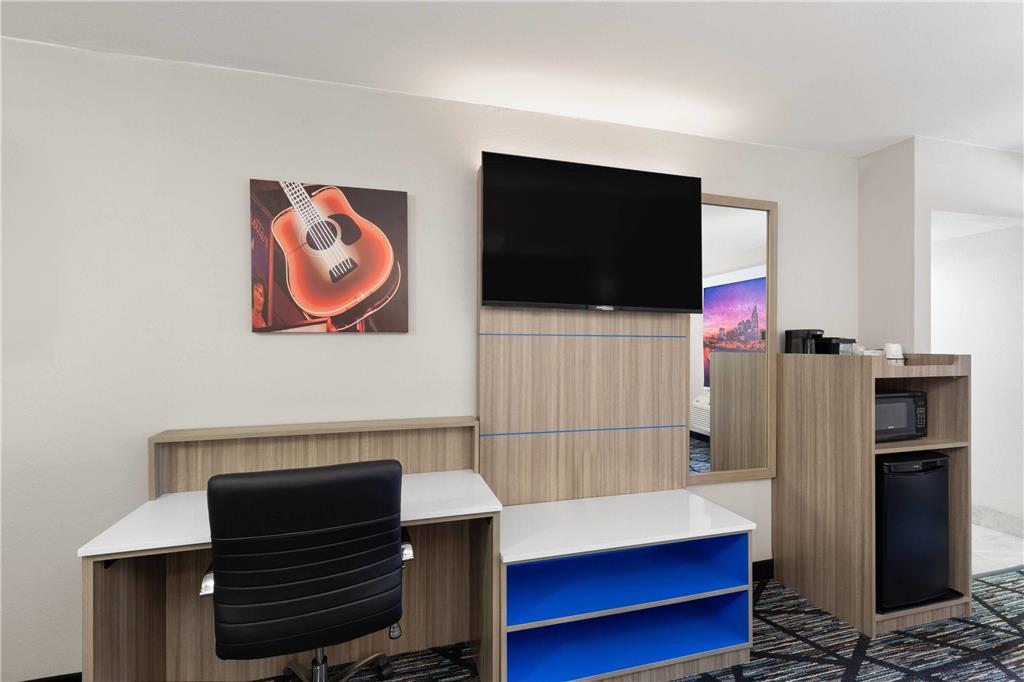 La Quinta Inn by Wyndham Nashville South - photo 27