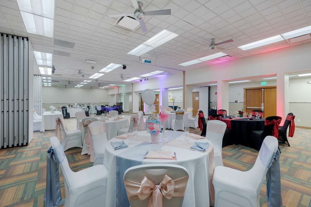 Best Western Plus Loveland Inn - photo 11