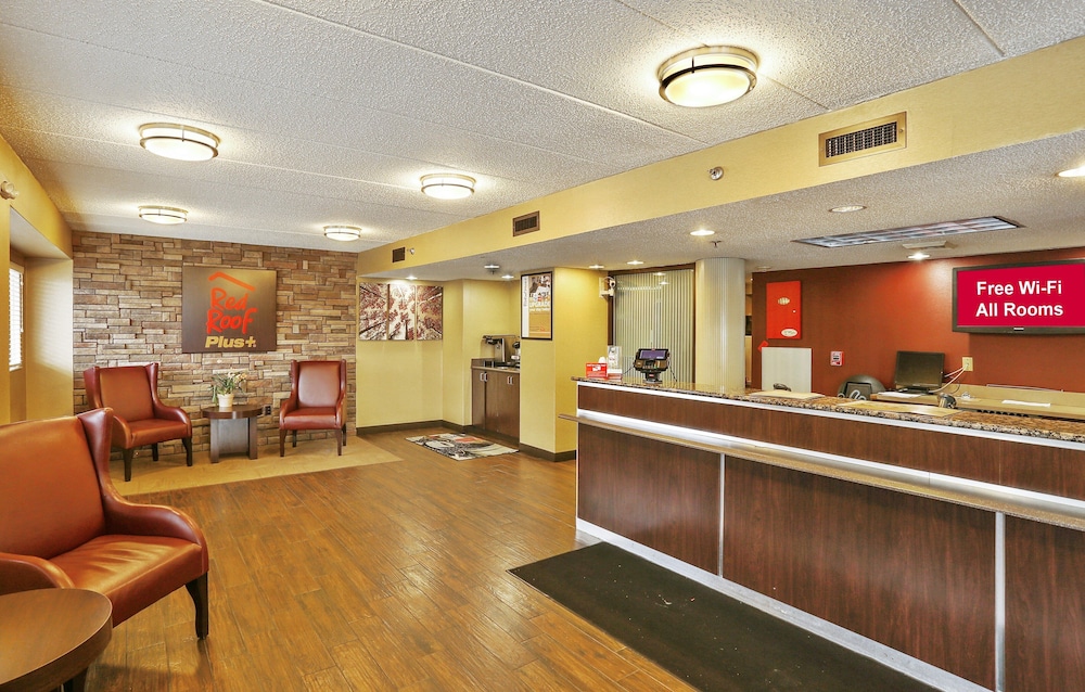 Red Roof Inn PLUS Baltimore North Timonium - photo 2