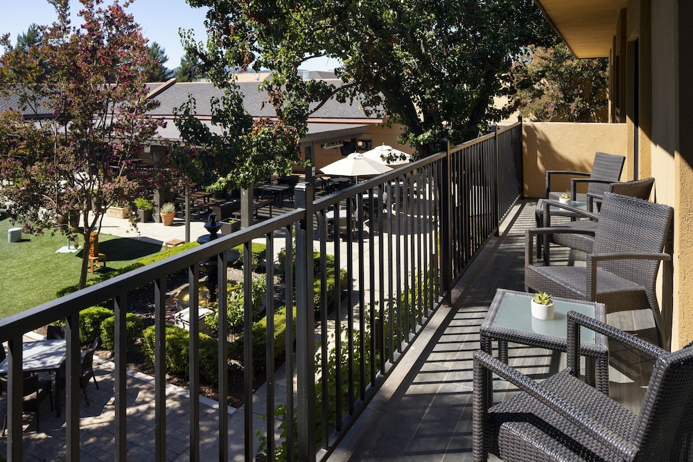 Napa Valley Marriott Hotel & Spa - photo 26