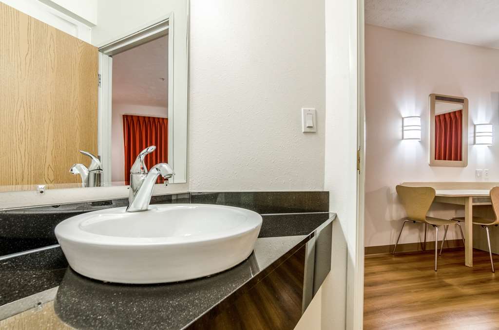 Motel 6 Kearney NE - photo 21