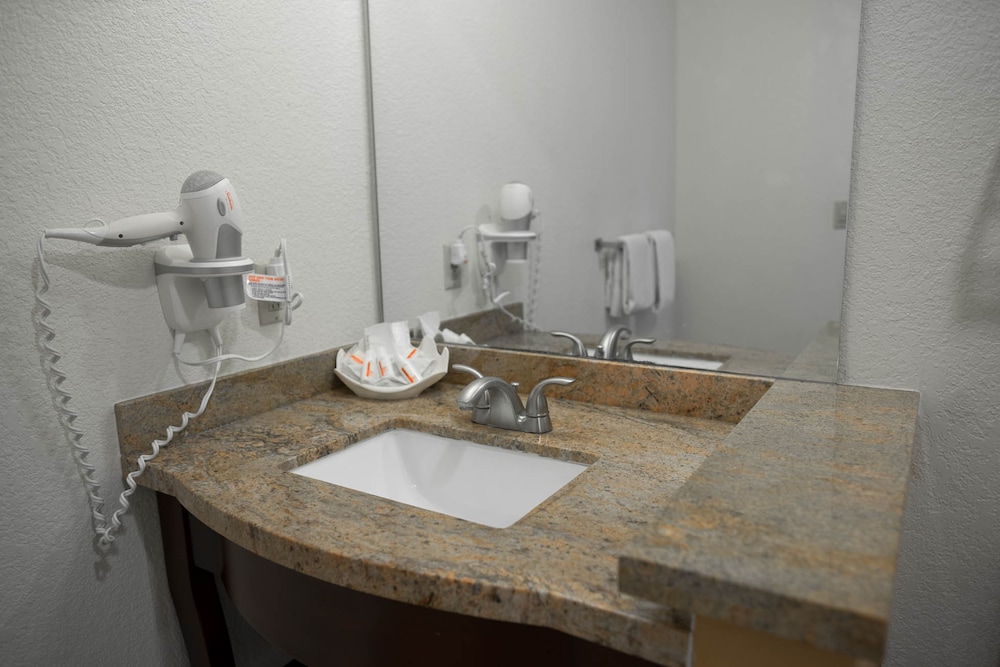 Hotel Solares - photo 32