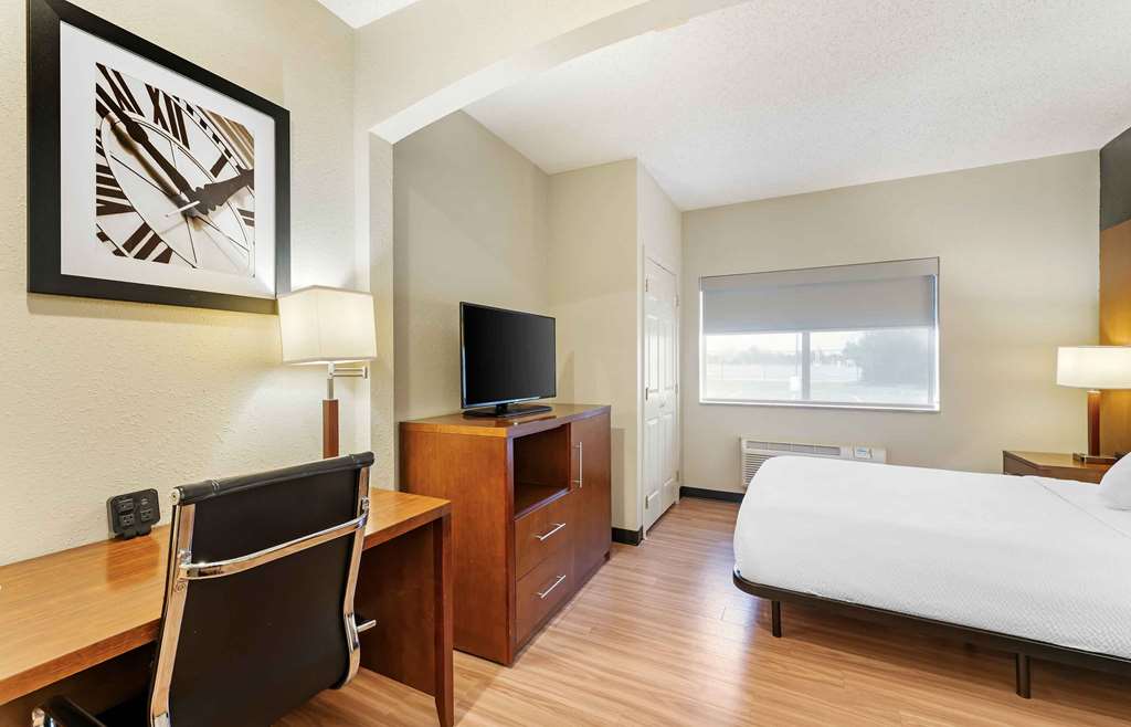 Extended Stay America Suites Buffalo Airport - photo 16