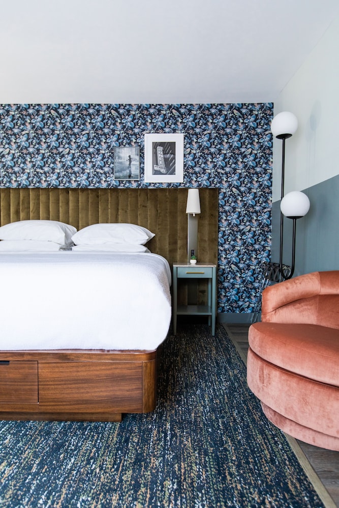 voco The Darwin Atlanta Midtown by IHG - photo 8