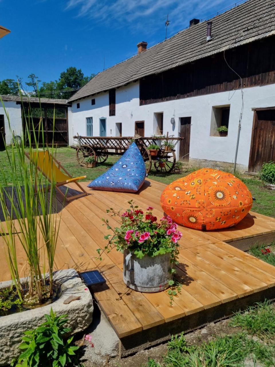 Statek u Benešů - carbon neutral hotel in Unknown City