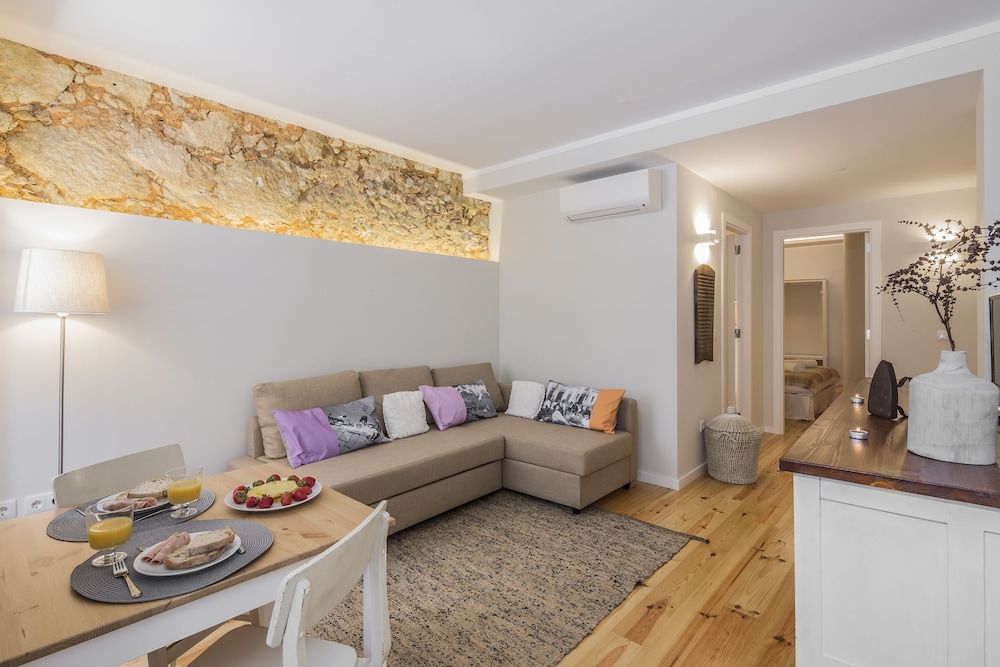 Santos Apartments by Linc — 4-Star Luxury Hotel in Lisbon, Portugal