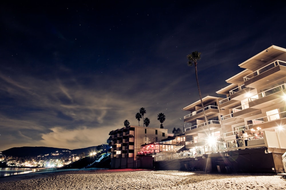 Pacific Edge Hotel - photo 98