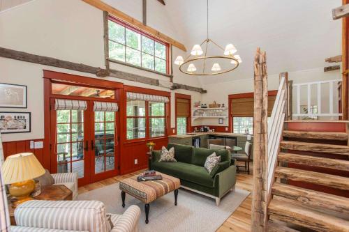 The Cardinal at Buckhorn Hollow — hotel in Mcewen