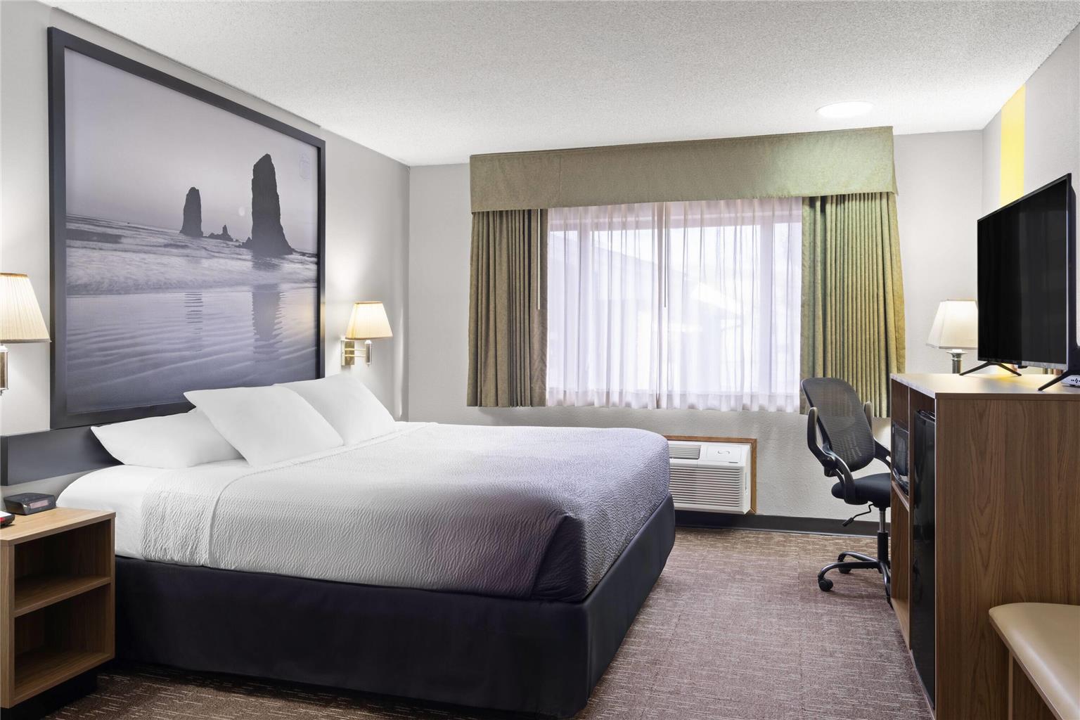 Super 8 by Wyndham Baker City - photo 21