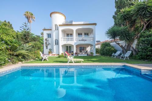 Villa at the Beach — 4-Star Luxury Hotel in Marbella, Spain