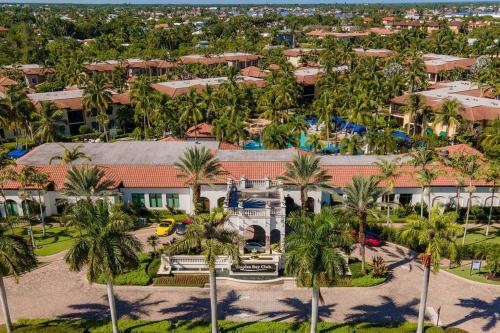 Tropical Poolside Bliss — Naples — photo 5