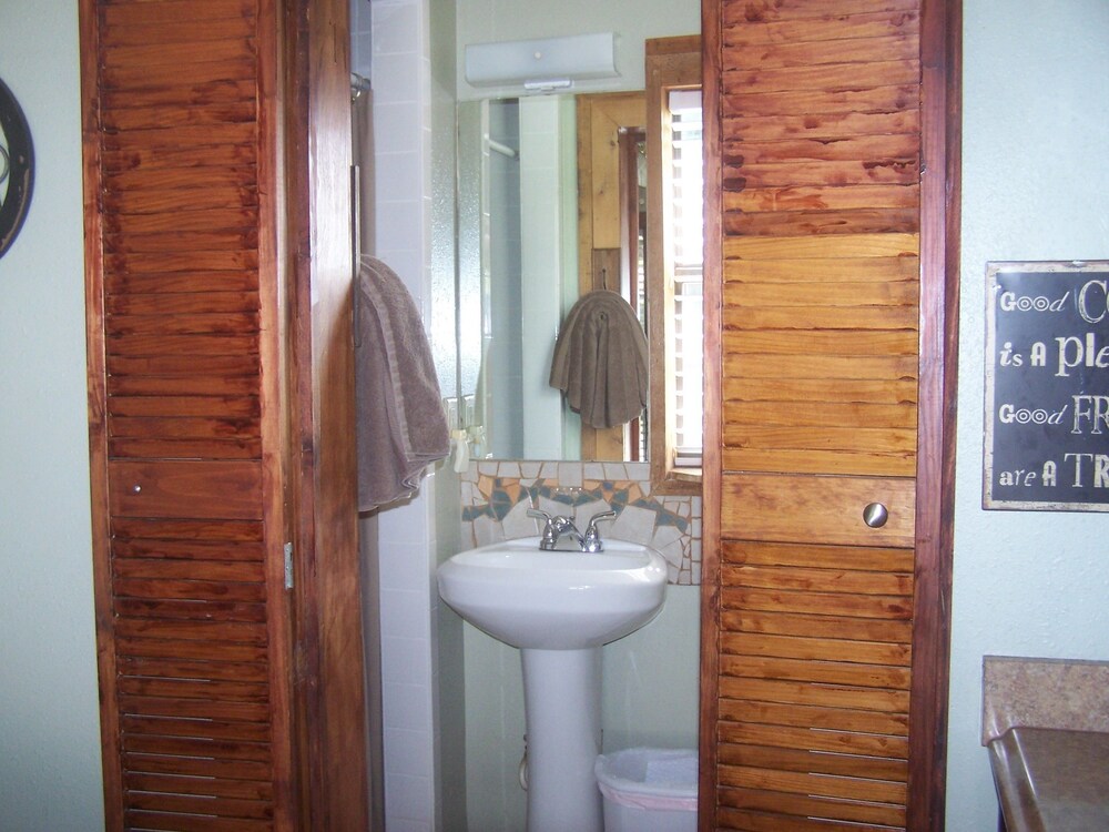 Blanco County Inn - photo 25
