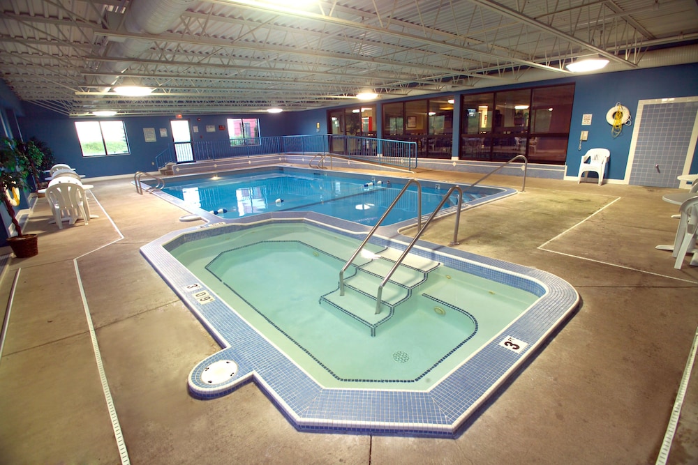 Holiday Inn Express Sault Ste. Marie by IHG - photo 28