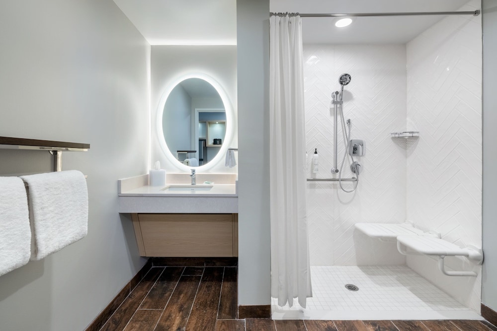 TownePlace Suites by Marriott Brunswick - photo 15